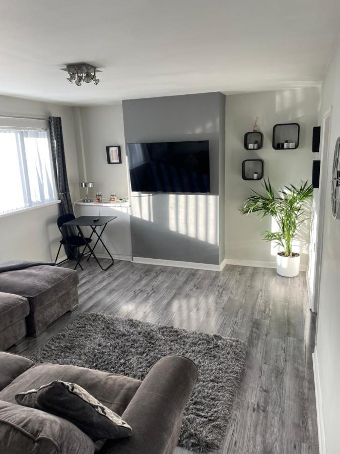 Fantastic Full 3 Bedroom Modern Apartment Belfast Exterior foto